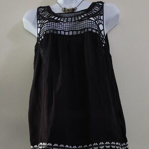 Love Stitch Black Sleeveless Top